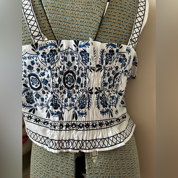 NWT LANE BRYANT SQUARE CUT, ADJUSTABLE STRAPS CROP TOP. SMOCKED BACK 22/24. - Picture 4 of 10